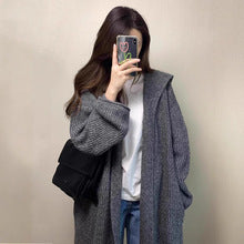 Mid-length gray hooded cardigan