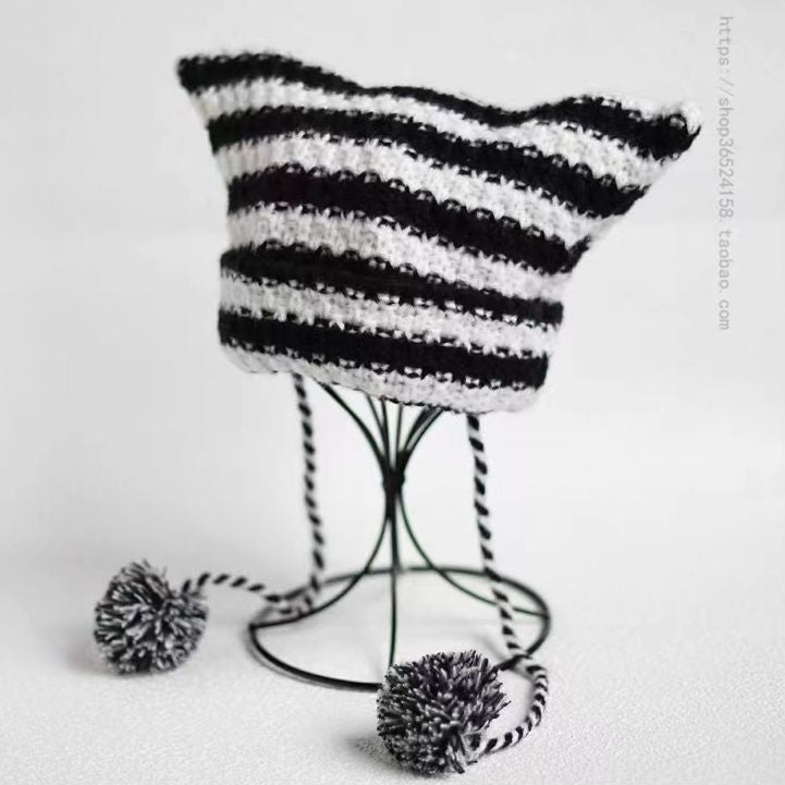 Cute striped hairball knit hat